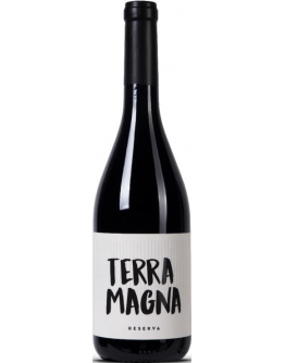 TERRA MAGNA RESERVA 2015 75cl Red Wine